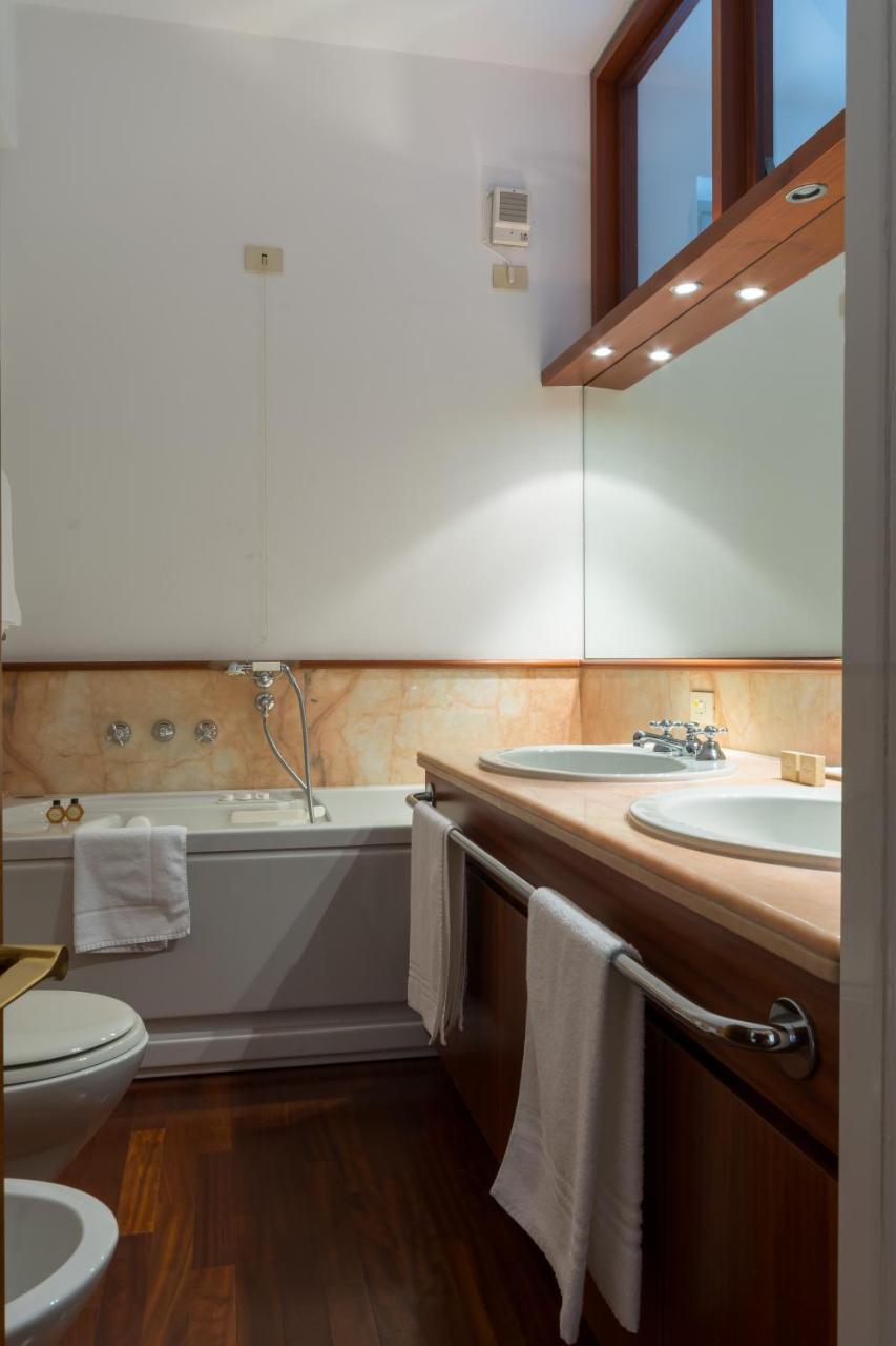 Brera 27 Suite Милан Экстерьер фото